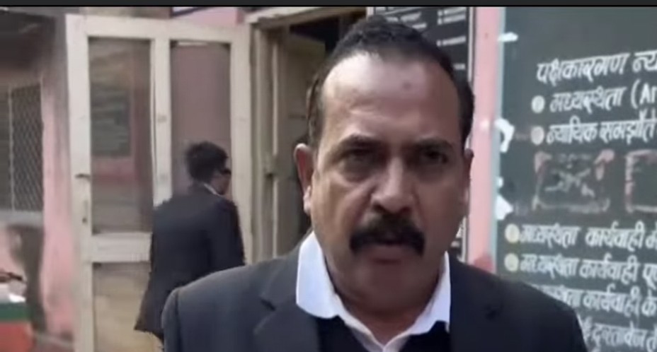 डबल मर्डर मामले में तीन हत्यारों को उम्र कैद की सजा डबल मर्डर मामले में तीन हत्यारों को उम्र कैद की सजा