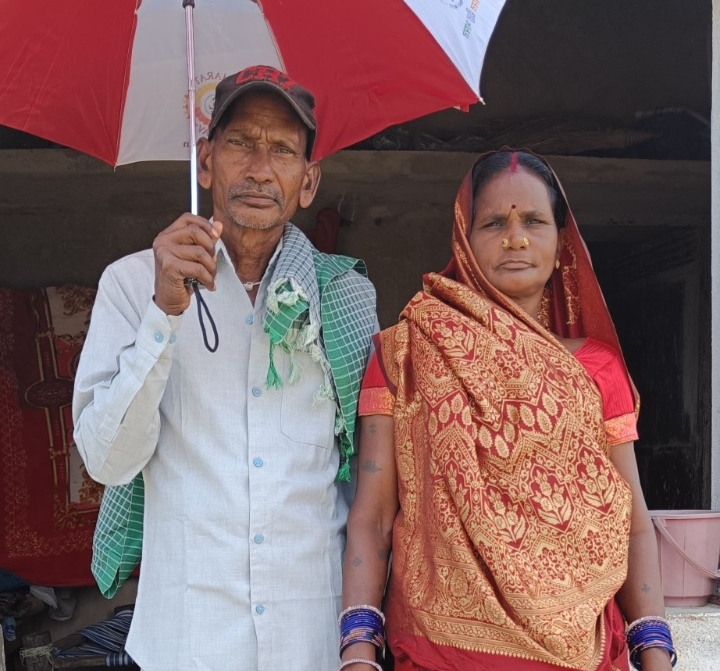 द्वारिका पटेल और रामा बाई ने किया रामलला का दर्शन