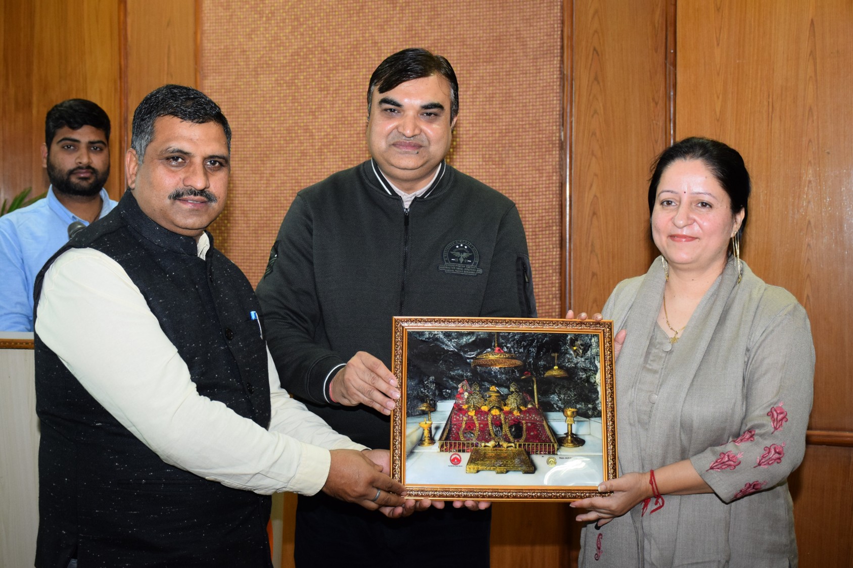 कार्बन तटस्थता के लिए अक्षय ऊर्जा पर एक दिवसीय अंतर्राष्ट्रीय कार्यशाला का आयोजन कार्बन तटस्थता के लिए अक्षय ऊर्जा पर एक दिवसीय अंतर्राष्ट्रीय कार्यशाला का आयोजन