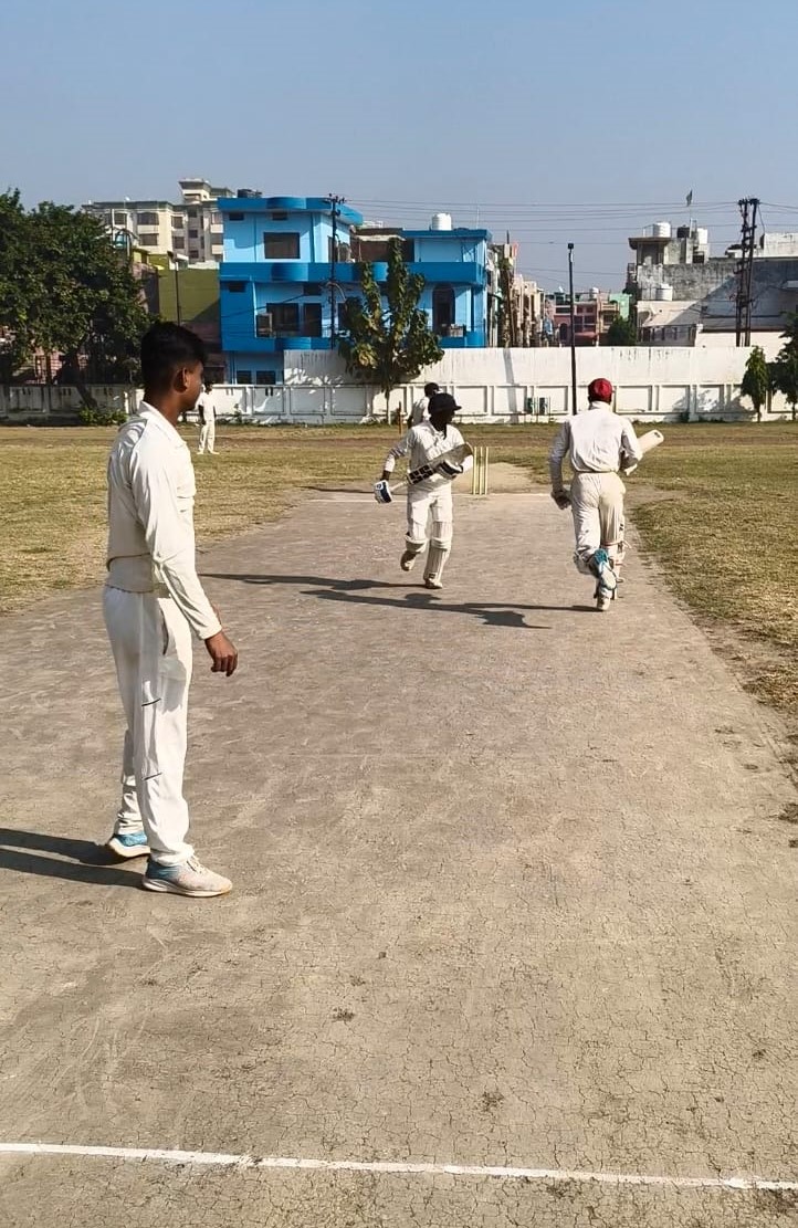 नेताजी सुभाषचंद्र बोस सोनकपुर स्टेडियम में जिला स्तरीय जूनियर क्रिकेट बालक प्रतियोगिता सम्ंपन नेताजी सुभाषचंद्र बोस सोनकपुर स्टेडियम में जिला स्तरीय जूनियर क्रिकेट बालक प्रतियोगिता सम्ंपन