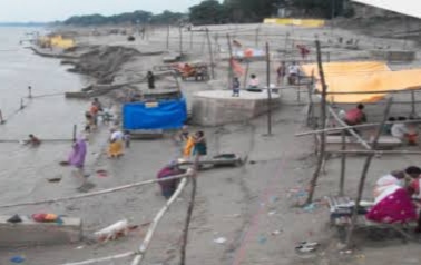 विंध्याचल के गंगा घाट। विंध्याचल के गंगा घाट।
