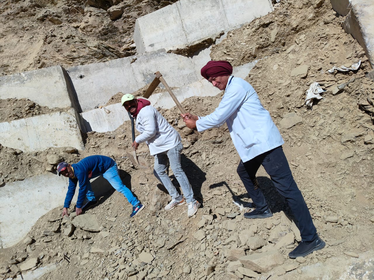भूकंप मॉक ड्रिल भूकंप मॉक ड्रिल