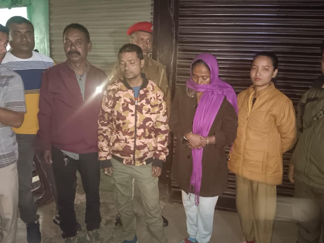 ड्रग्स समेत पति-पत्नी गिरफ्तार ड्रग्स समेत पति-पत्नी गिरफ्तार