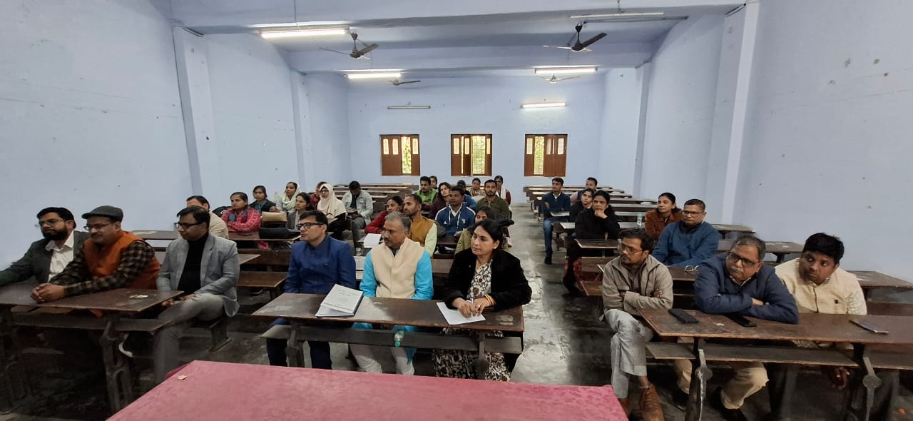 *सरकार की प्राथमिकता में हो किसान : प्रो. अलका पाण्डेय* *सरकार की प्राथमिकता में हो किसान : प्रो. अलका पाण्डेय*