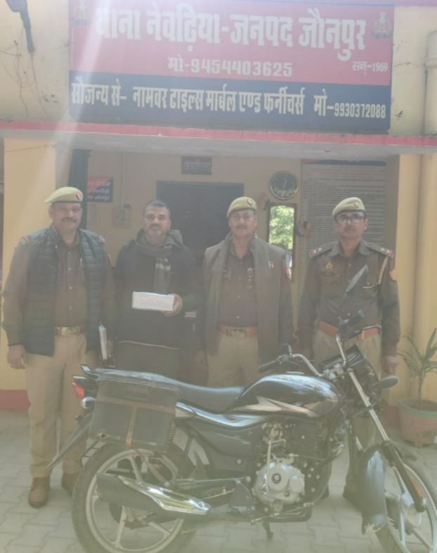 पुलिस मुठभेड़ के दौरान अन्तर्जनपदीय चोर गिरफ्तार पुलिस मुठभेड़ के दौरान अन्तर्जनपदीय चोर गिरफ्तार