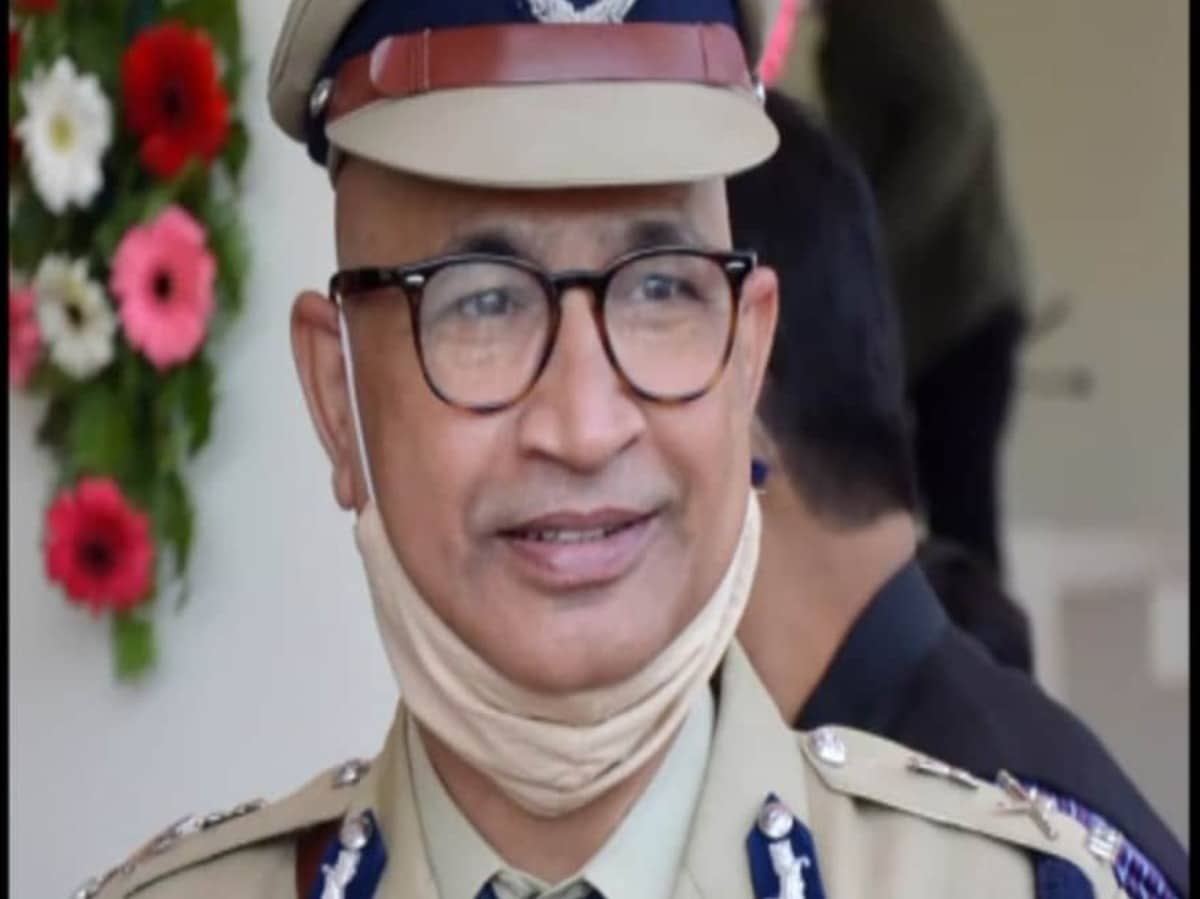 डीजीपी विनय कुमार का फाइल फोटो डीजीपी विनय कुमार का फाइल फोटो