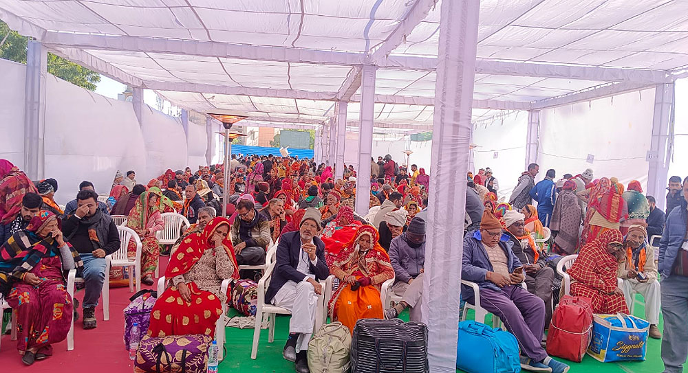 हरिद्वार- ऋषिकेश- अयोध्या तीर्थ स्थलों पर यात्रियाें काे लेकर रवाना हुई ट्रेन हरिद्वार- ऋषिकेश- अयोध्या तीर्थ स्थलों पर यात्रियाें काे लेकर रवाना हुई ट्रेन