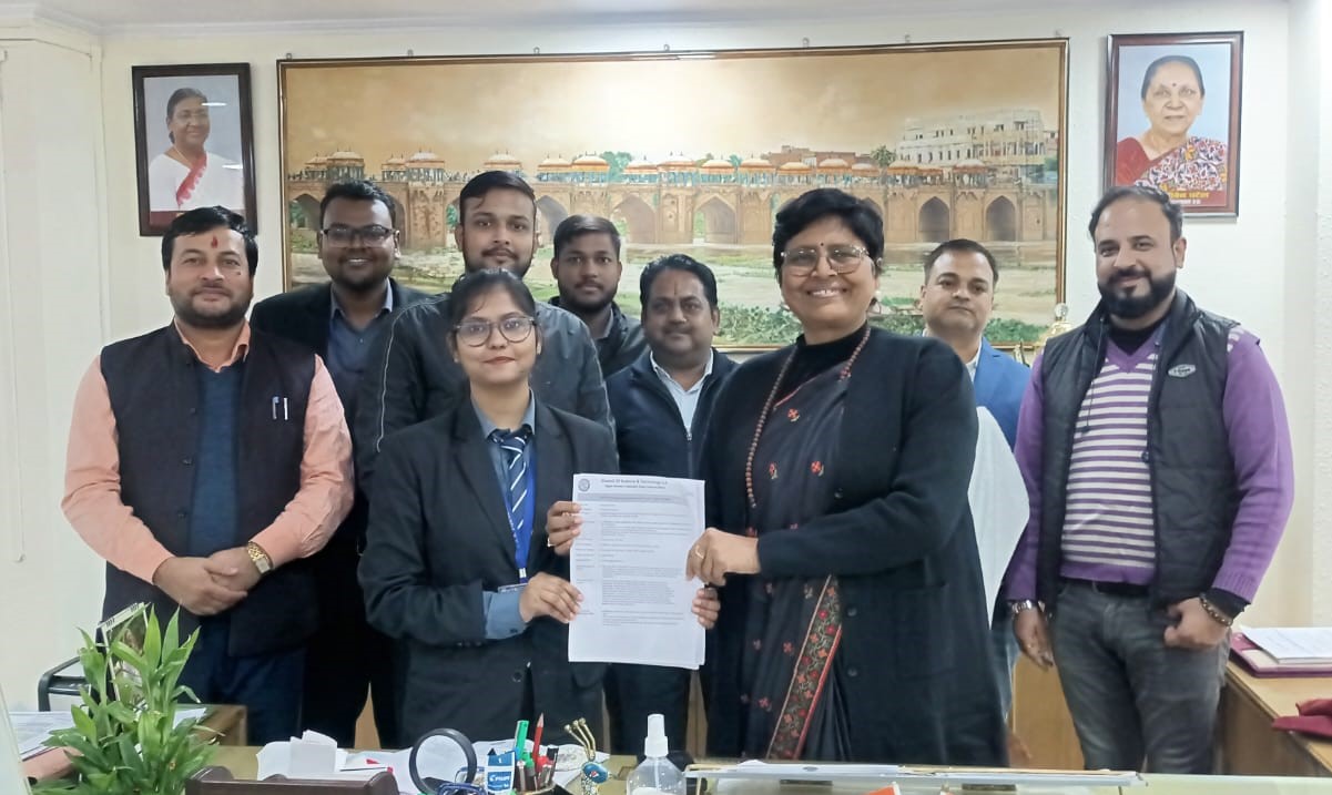 विश्वविद्यालय के विद्यार्थियों को प्रोजेक्ट के लिए मिला अनुदान विश्वविद्यालय के विद्यार्थियों को प्रोजेक्ट के लिए मिला अनुदान