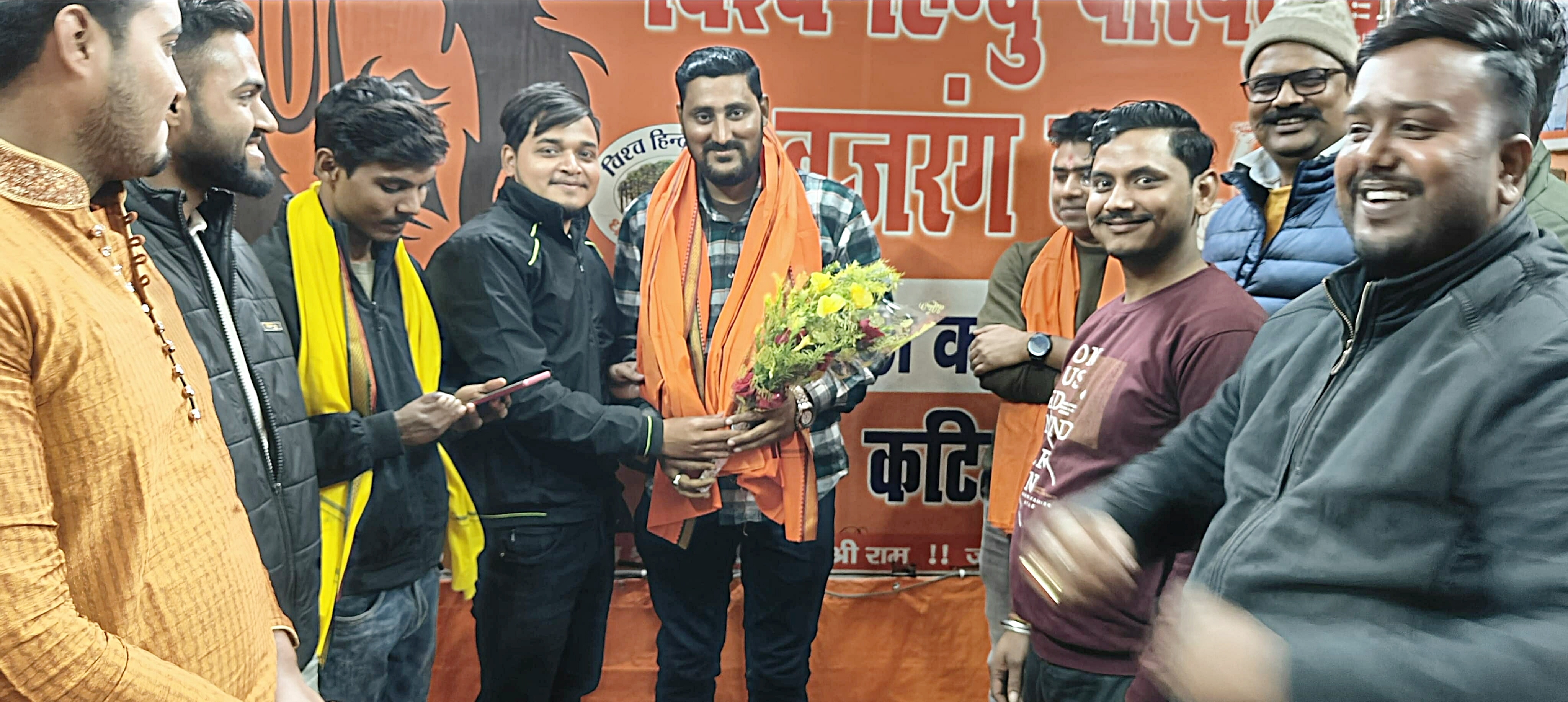 अनीश सिंह और बजरंगी अनीश सिंह और बजरंगी
