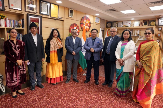 आईपी यूनिवर्सिटी के कुलपति प्रो महेश वर्मा और डीटीयू के कुलपति प्रो प्रतीक शर्मा कार्यक्रम के दौरान आईपी यूनिवर्सिटी के कुलपति प्रो महेश वर्मा और डीटीयू के कुलपति प्रो प्रतीक शर्मा कार्यक्रम के दौरान
