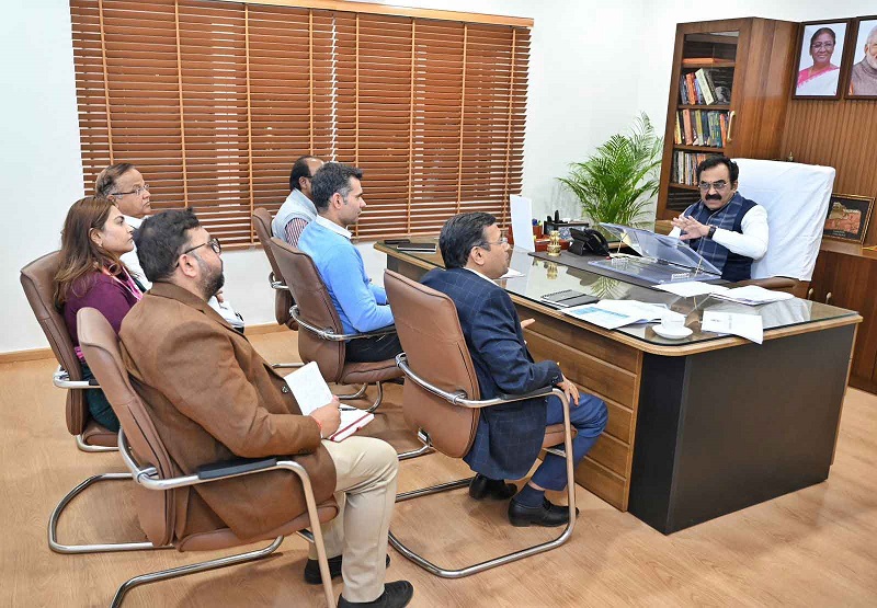 राष्ट्रीय राजमार्ग परियोजनाओं की समीक्षा बैठक राष्ट्रीय राजमार्ग परियोजनाओं की समीक्षा बैठक