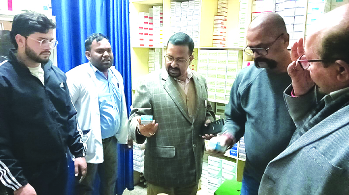 निरीक्षण के दौरान निरीक्षण के दौरान
