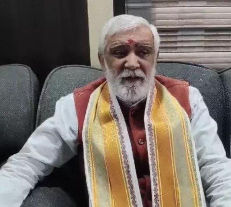 लालू के खानदान को जनता नहीं करेगी स्वीकार: अश्विनी चौबे लालू के खानदान को जनता नहीं करेगी स्वीकार: अश्विनी चौबे
