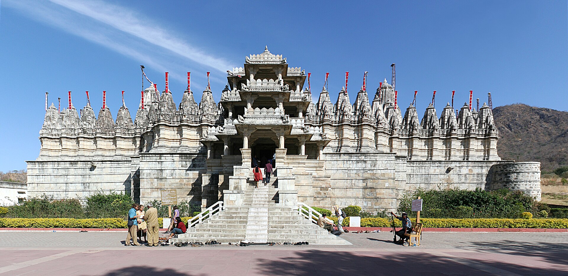 रणकपुर जैन मंदिर। रणकपुर जैन मंदिर।