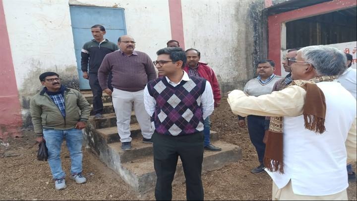 सीईओ ने लिया बेहट सभा की तैयारियों का जायजा सीईओ ने लिया बेहट सभा की तैयारियों का जायजा