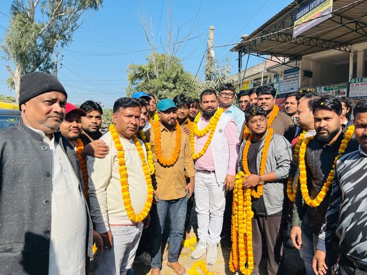 नव मनोनीत अल्पसंख्यक जिलाध्यक्ष को पार्टी पदाधिकारीयों ने किया स्वागत नव मनोनीत अल्पसंख्यक जिलाध्यक्ष को पार्टी पदाधिकारीयों ने किया स्वागत
