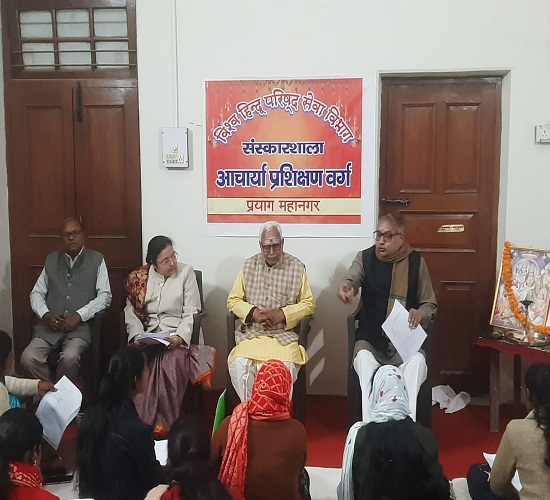 विहिप के अखिल भारतीय सेवा प्रमुख एवं केंद्रीय मंत्री अजेय पारीक का छाया चित्र विहिप के अखिल भारतीय सेवा प्रमुख एवं केंद्रीय मंत्री अजेय पारीक का छाया चित्र