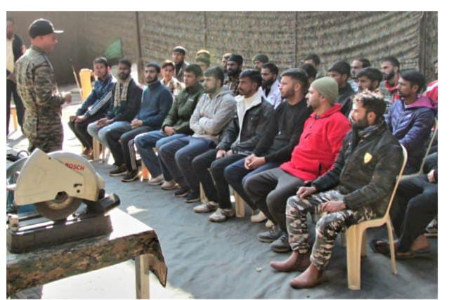 स्थानीय युवाओं के लिए वेल्डिंग कैडर कार्यक्रम शुरू किया स्थानीय युवाओं के लिए वेल्डिंग कैडर कार्यक्रम शुरू किया