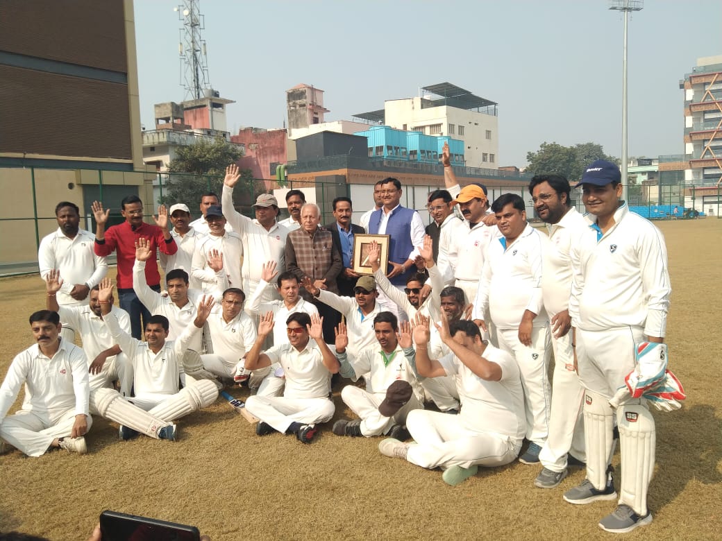 Kanishkadev Gorawala Media Players and Guests in Cricket : Photo Bachcha Gupta