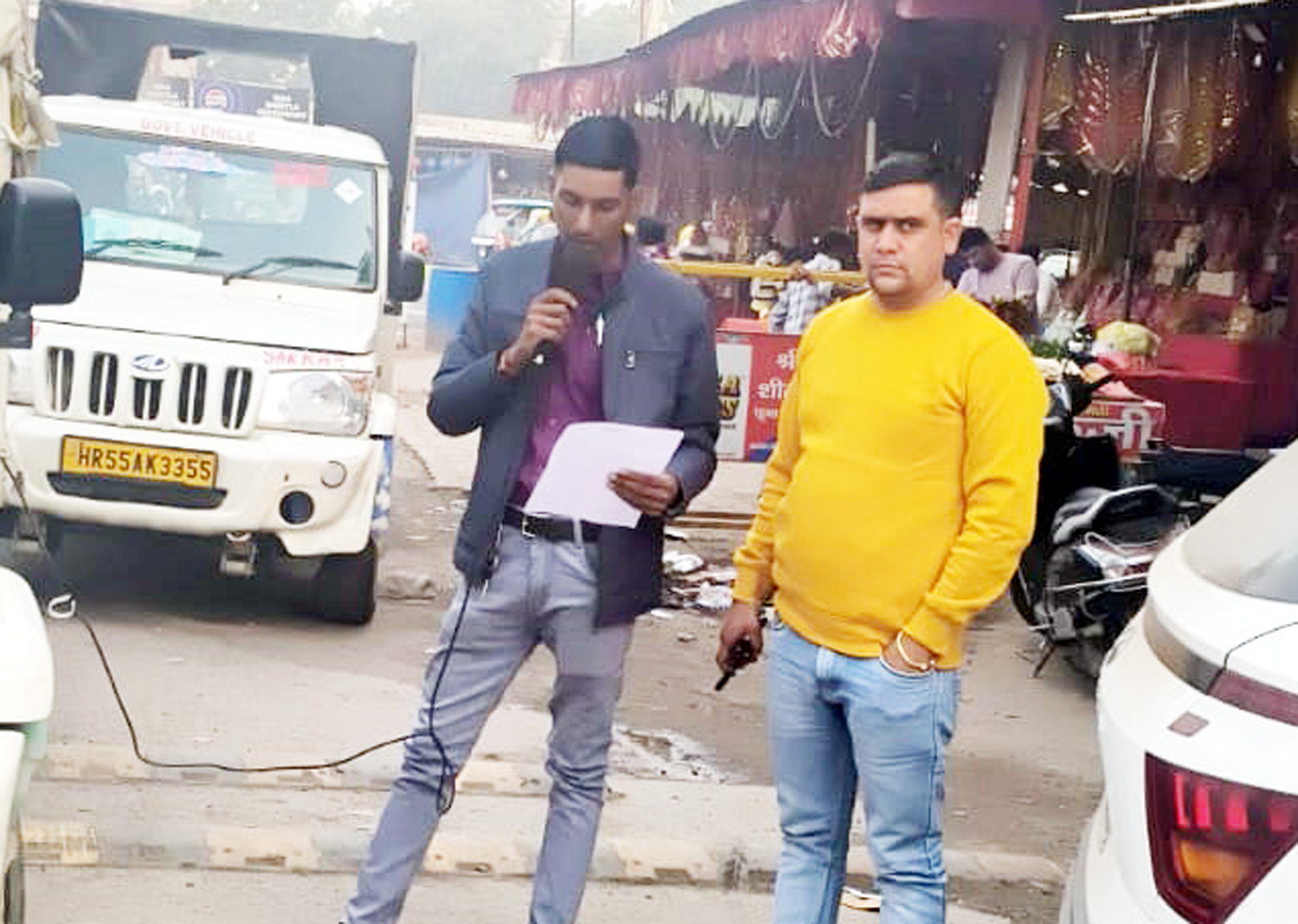 फोटो नंबर-06: गुरुग्राम में सिंगल यूज प्लास्टिक का उपयोग नहीं करने के लिए मुनादी करते नगर निगम के कर्मचारी। फोटो नंबर-06: गुरुग्राम में सिंगल यूज प्लास्टिक का उपयोग नहीं करने के लिए मुनादी करते नगर निगम के कर्मचारी।