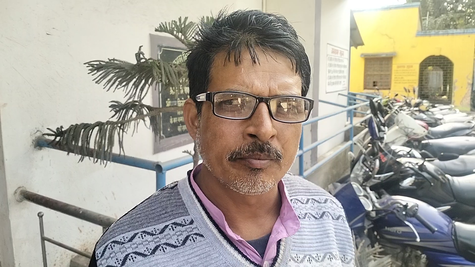 भू-दान की जमीन पर भूमाफियाओं की नजर भू-दान की जमीन पर भूमाफियाओं की नजर