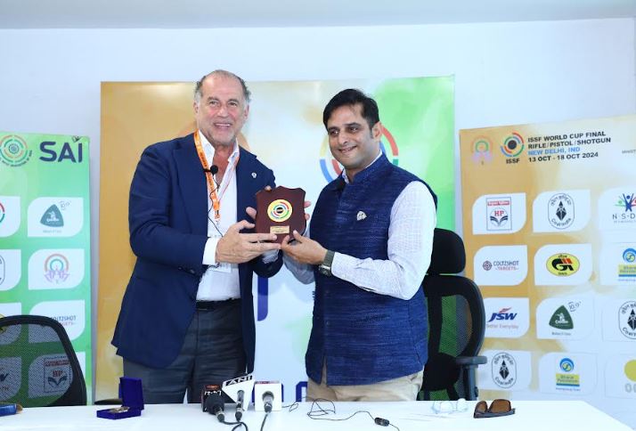 एनआरआई के अध्यक्ष कालिकेश नारायण सिंह देव एनआरआई के अध्यक्ष कालिकेश नारायण सिंह देव
