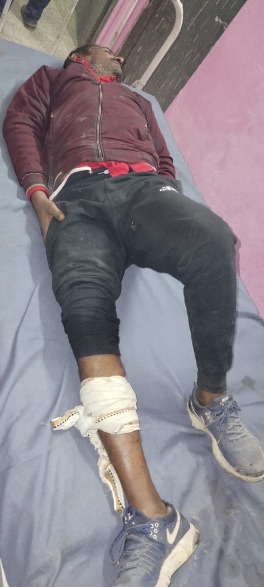 अलग अलग थाना क्षेत्र में हुए पुलिस मुठभेड़ में दो गो तस्कर गिरफ्तारी एक फरार अलग अलग थाना क्षेत्र में हुए पुलिस मुठभेड़ में दो गो तस्कर गिरफ्तारी एक फरार