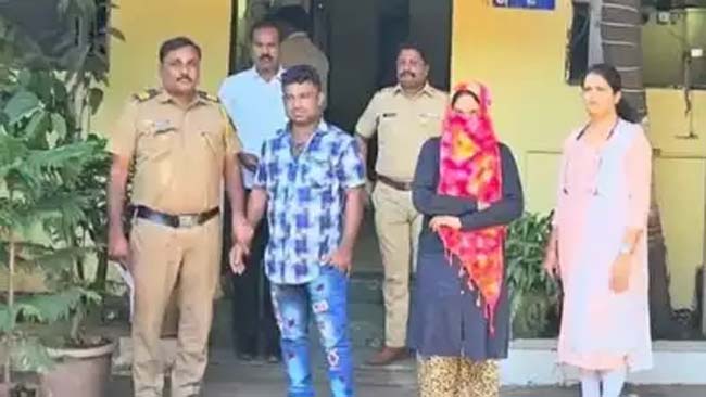 मुख्यमंत्री देवेंद्र फडवणीस के ऐलान के बाद महाराष्ट्र में बांग्लादेशियों पर कार्रवाई शुरु मुख्यमंत्री देवेंद्र फडवणीस के ऐलान के बाद महाराष्ट्र में बांग्लादेशियों पर कार्रवाई शुरु