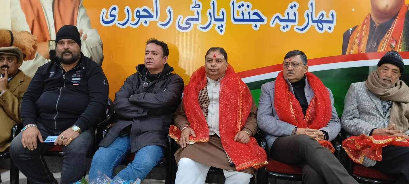 कांग्रेस, नेहरू ने कई मौकों पर बाबा साहेब के साथ किया दुर्व्यवहार: सत शर्मा कांग्रेस, नेहरू ने कई मौकों पर बाबा साहेब के साथ किया दुर्व्यवहार: सत शर्मा