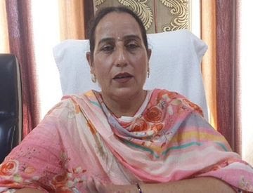अविश्वास प्रस्ताव के बाद अध्यक्ष पद से हटाई गई मनजीत कौर अविश्वास प्रस्ताव के बाद अध्यक्ष पद से हटाई गई मनजीत कौर