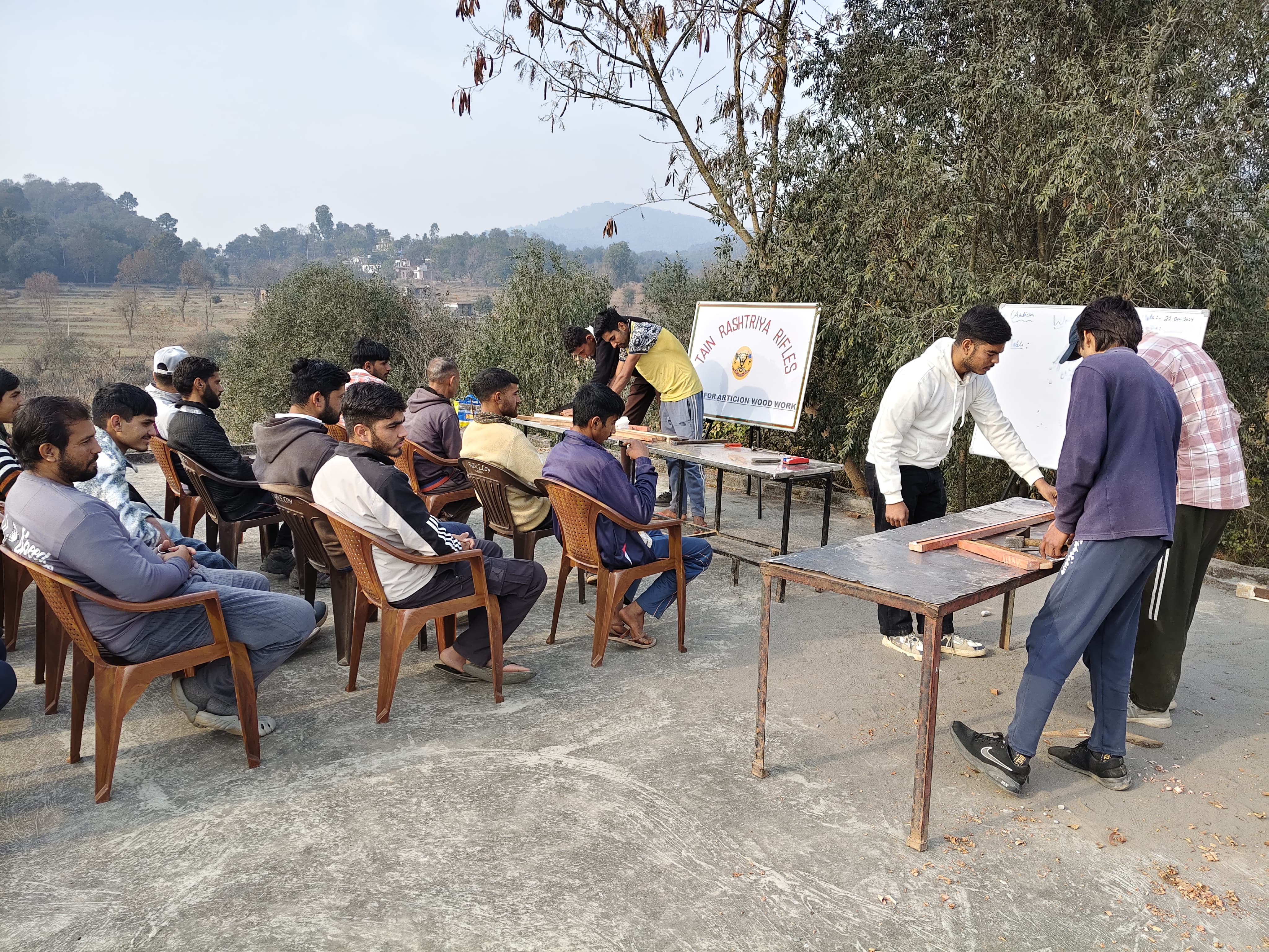 स्थानीय युवाओं को सशक्त बनाने के लिए राजौरी में कौशल विकास कैडर शुरू किए स्थानीय युवाओं को सशक्त बनाने के लिए राजौरी में कौशल विकास कैडर शुरू किए