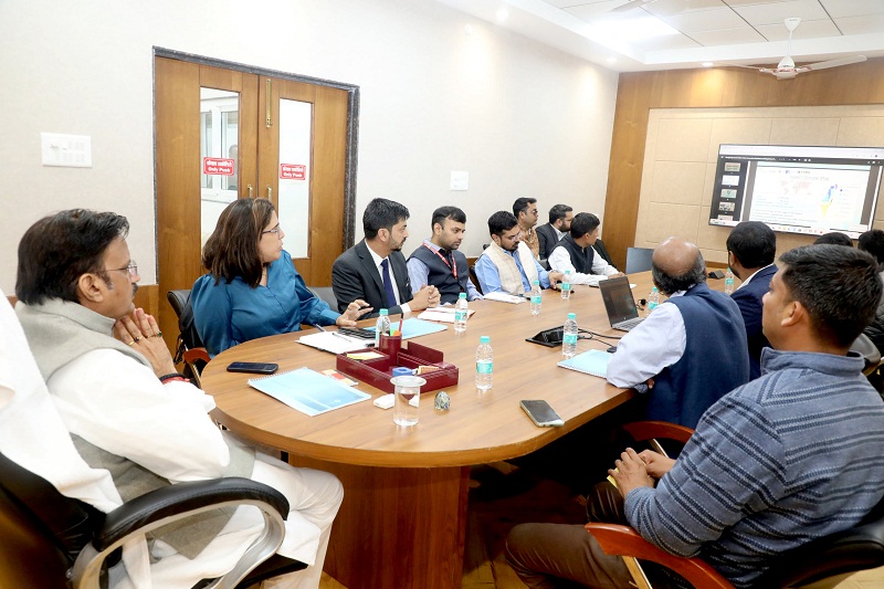 इजराइल के प्रतिनिधि मंडल से रीवा में वाटर सप्लाई सुविधा के विस्तार पर चर्चा करते हुए शुक्ल इजराइल के प्रतिनिधि मंडल से रीवा में वाटर सप्लाई सुविधा के विस्तार पर चर्चा करते हुए शुक्ल