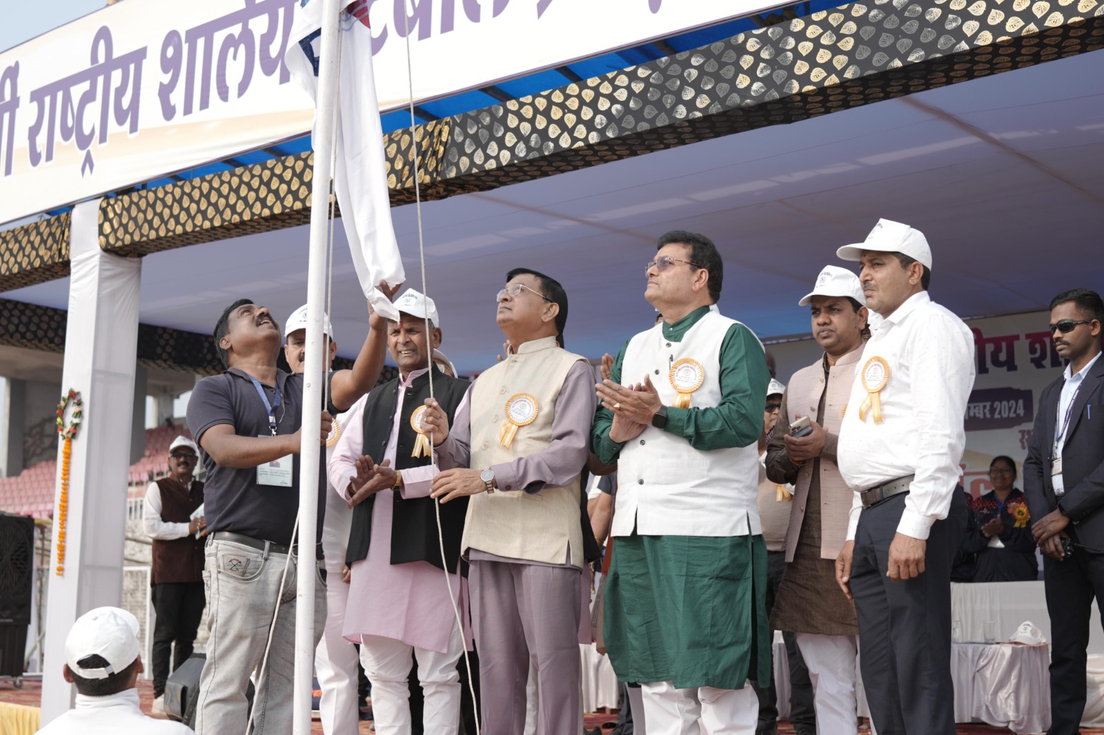 राष्ट्रीय स्तर के खेल आयोजन से एकता की भावना होती है विकसित : लखन लाल देवांगन राष्ट्रीय स्तर के खेल आयोजन से एकता की भावना होती है विकसित : लखन लाल देवांगन