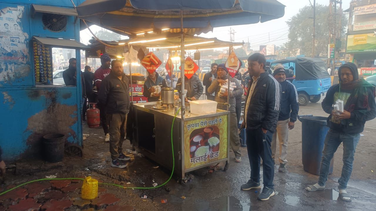 Action taken against 382 people found spreading single-use plastic and littering, along with a fine of Rs. 75,000 Action taken against 382 people found spreading single-use plastic and littering, along with a fine of Rs. 75,000