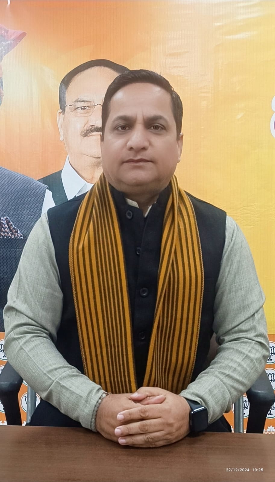 उमर अब्दुल्ला और एनसी पर जनता का भरोसा तोड़ने का आरोप लगाया उमर अब्दुल्ला और एनसी पर जनता का भरोसा तोड़ने का आरोप लगाया