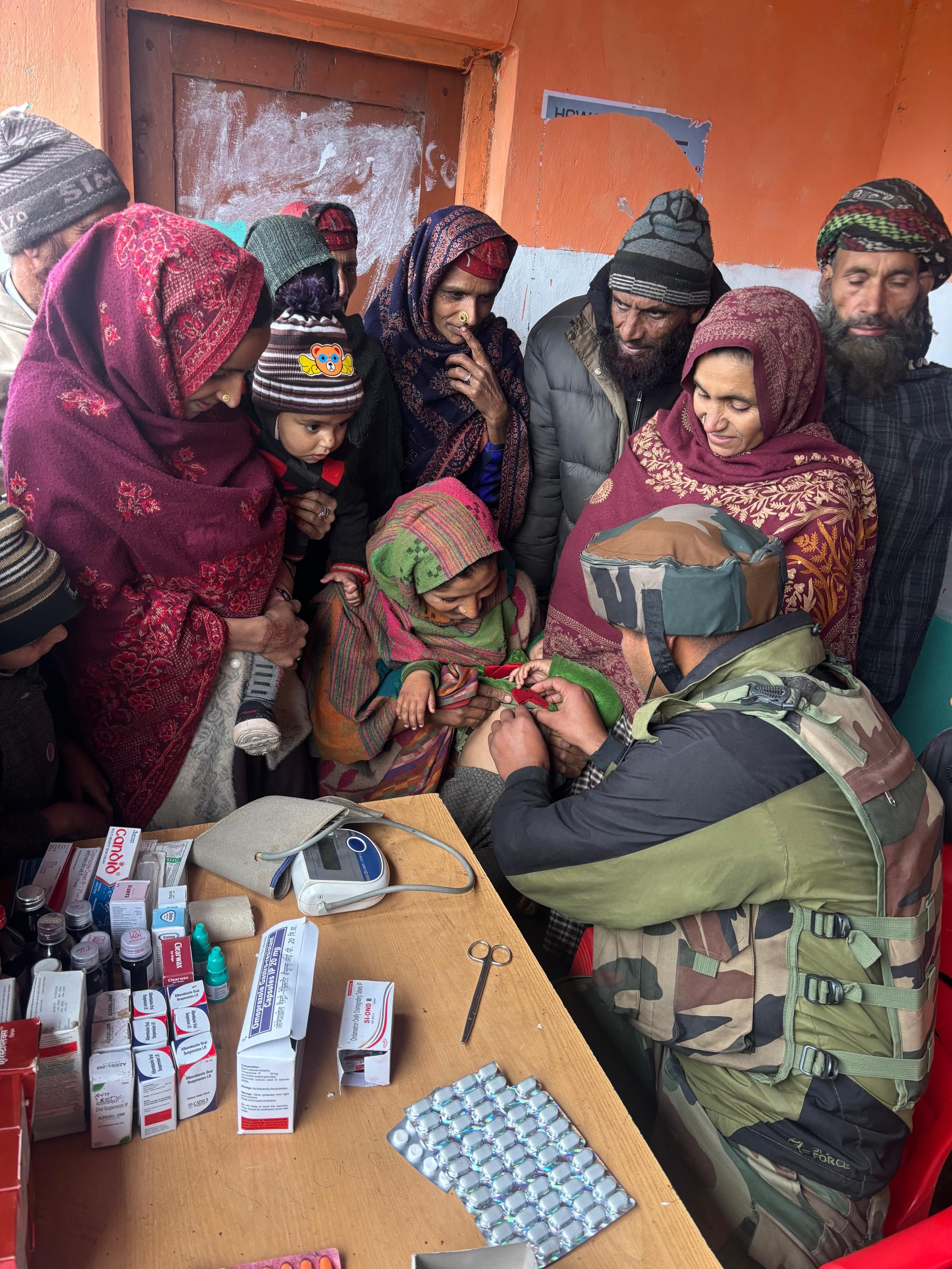 रियासी के कलाबन में वंचित समुदायों के लिए चिकित्सा शिविर का आयोजन किया रियासी के कलाबन में वंचित समुदायों के लिए चिकित्सा शिविर का आयोजन किया