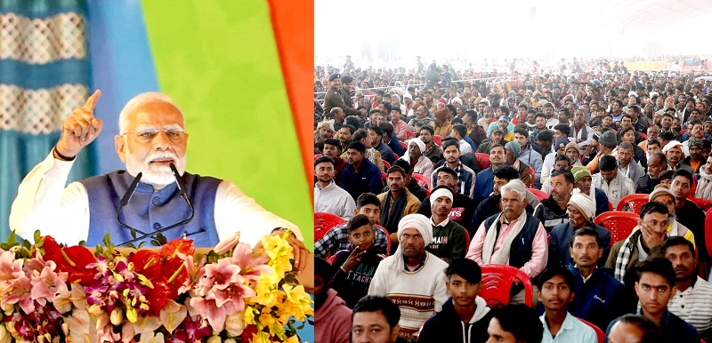 खजुराहो में अटल बिहारी वाजपेयी की 100वीं जयंती पर आयोजित कार्यक्रम को संबोधित करते हुए मोदी खजुराहो में अटल बिहारी वाजपेयी की 100वीं जयंती पर आयोजित कार्यक्रम को संबोधित करते हुए मोदी