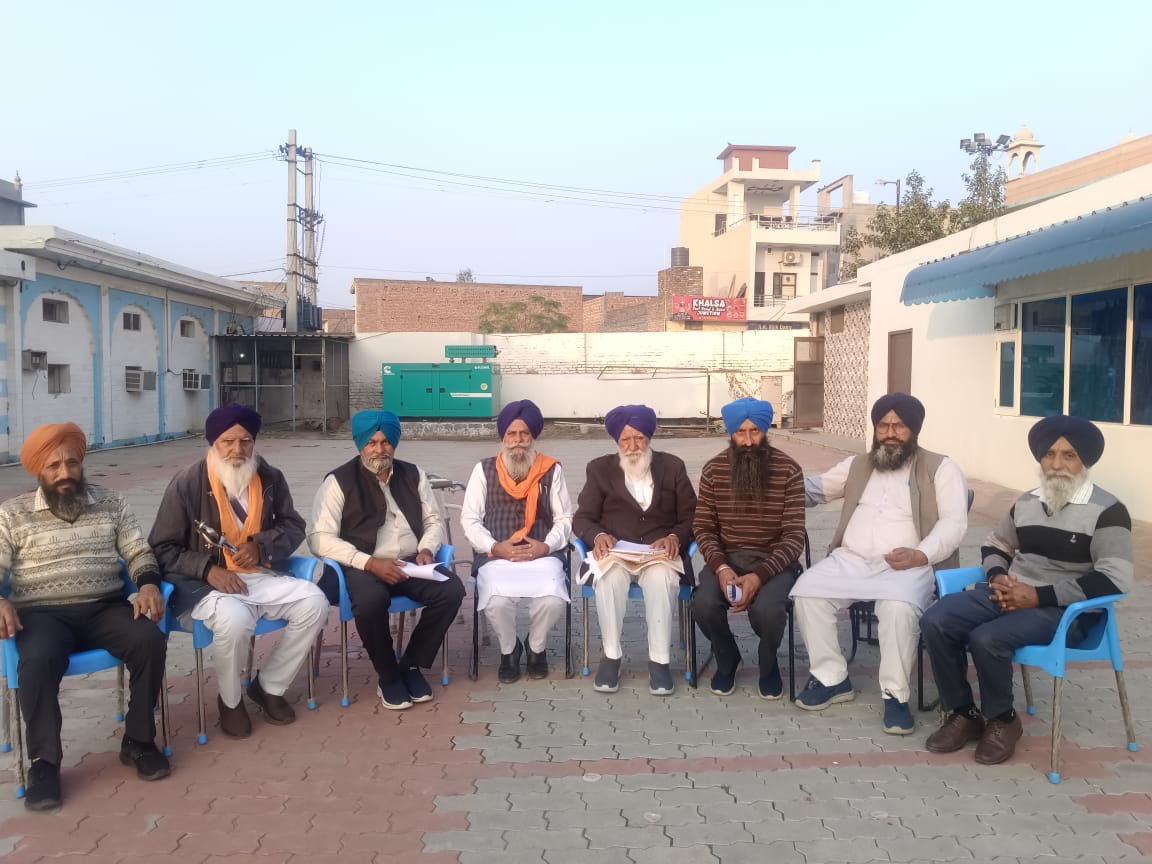 गुरुद्वारा नीम साहब गुरुद्वारा संघर्ष कमेटी की मीटिंग में पहुंचे प्रधान व अन्य सदस्य गुरुद्वारा नीम साहब गुरुद्वारा संघर्ष कमेटी की मीटिंग में पहुंचे प्रधान व अन्य सदस्य