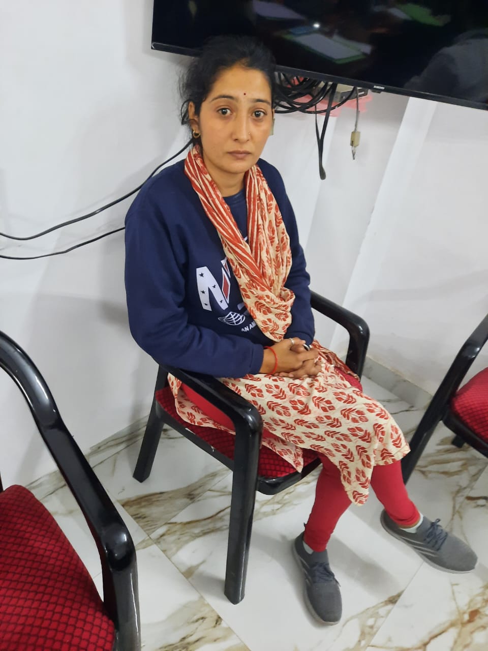 नरसिंहपुर : मुख्य चिकित्सा अधिकारी और कंप्यूटर ऑपरेटर 5 हजार रिश्वत के साथ गिरफ्तार नरसिंहपुर : मुख्य चिकित्सा अधिकारी और कंप्यूटर ऑपरेटर 5 हजार रिश्वत के साथ गिरफ्तार