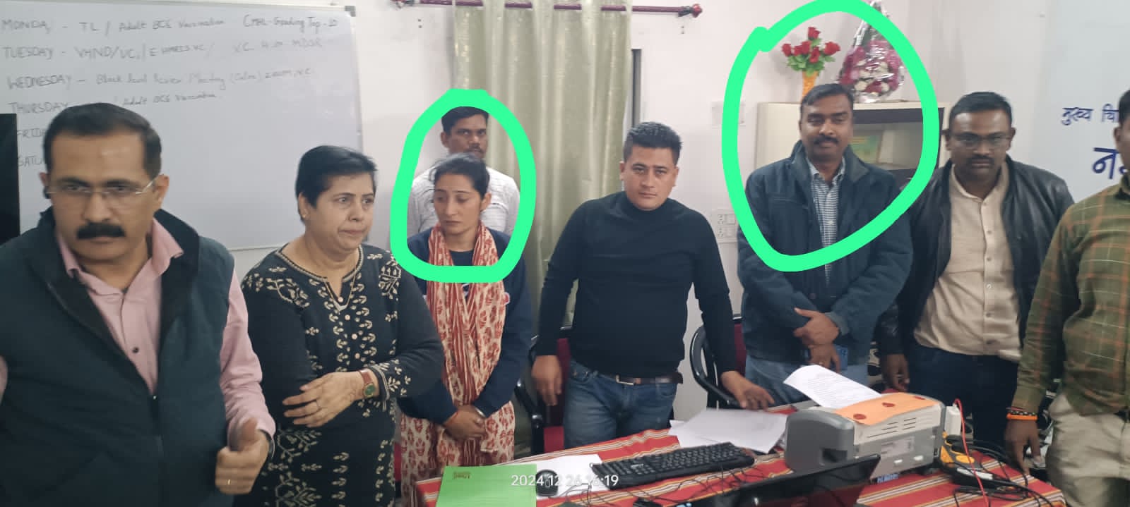 नरसिंहपुर : मुख्य चिकित्सा अधिकारी और कंप्यूटर ऑपरेटर 5 हजार रिश्वत के साथ गिरफ्तार नरसिंहपुर : मुख्य चिकित्सा अधिकारी और कंप्यूटर ऑपरेटर 5 हजार रिश्वत के साथ गिरफ्तार