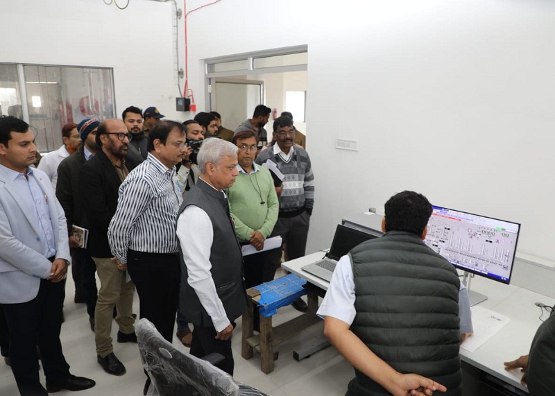 नवनिर्मित 30 मैट्रिक टन क्षमता के दुग्ध पाउडर संयंत्र का निरीक्षण नवनिर्मित 30 मैट्रिक टन क्षमता के दुग्ध पाउडर संयंत्र का निरीक्षण