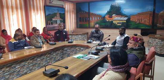 हमीर भवन में पीएम सूर्या घर मुफ्त बिजली योजना के अंतर्गत गठित जिला स्तरीय समन्वय एवं निगरानी समिति हमीर भवन में पीएम सूर्या घर मुफ्त बिजली योजना के अंतर्गत गठित जिला स्तरीय समन्वय एवं निगरानी समिति
