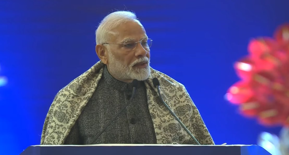 प्रधानमंत्री नरेन्द्र मोदी गुरुवार को वीर बाल दिवस कार्यक्रम को संबोधित करते हुए प्रधानमंत्री नरेन्द्र मोदी गुरुवार को वीर बाल दिवस कार्यक्रम को संबोधित करते हुए