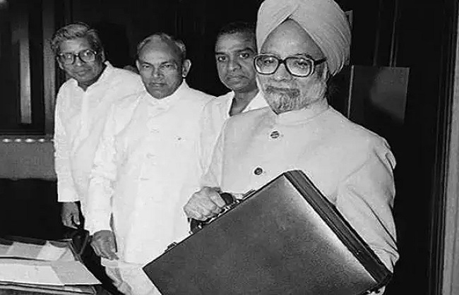 डॉ. मनमोहन सिंह का फाइल फोटो डॉ. मनमोहन सिंह का फाइल फोटो