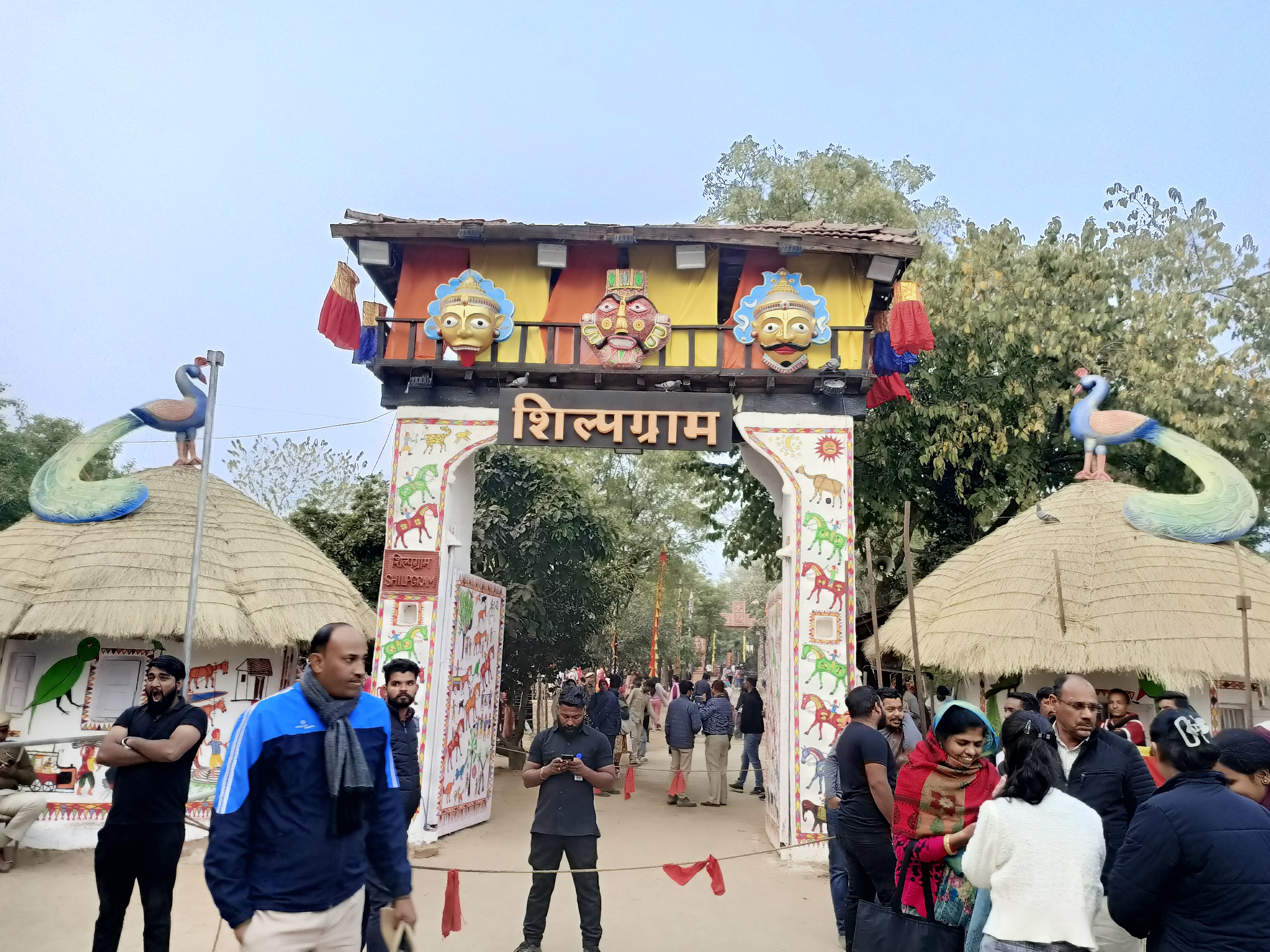 राजकीय शोक : शिल्पग्राम में सांस्कृतिक प्रस्तुतियां स्थगित, हाट यथावत राजकीय शोक : शिल्पग्राम में सांस्कृतिक प्रस्तुतियां स्थगित, हाट यथावत