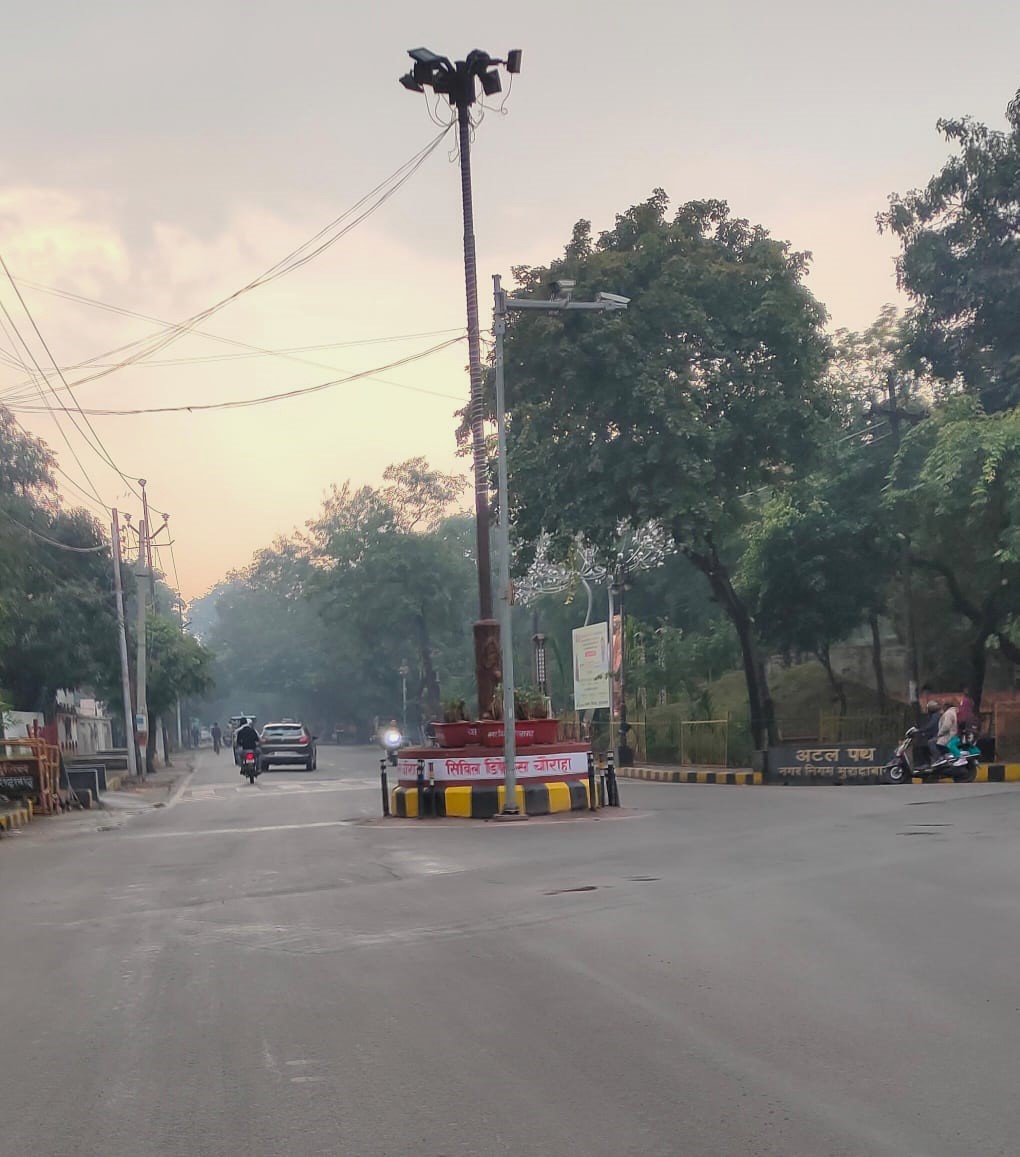मुरादाबाद में दूसरे दिन भी नहीं दिखे सूर्यदेव, दो घंटे की बारिश के साथ ठंड ने पूरी तरह से दी दस्तक मुरादाबाद में दूसरे दिन भी नहीं दिखे सूर्यदेव, दो घंटे की बारिश के साथ ठंड ने पूरी तरह से दी दस्तक