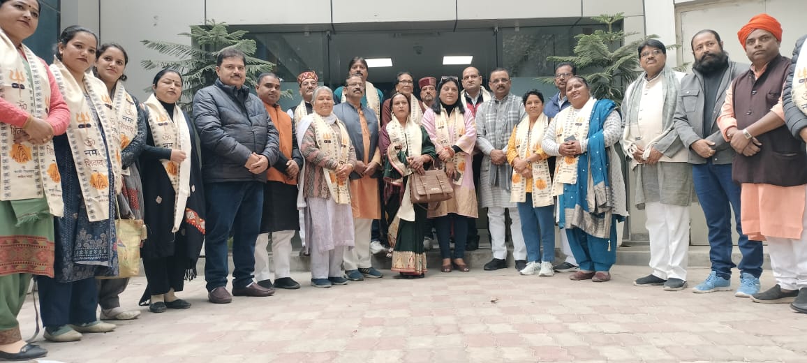 धर्मशाला महापौर और पार्षद इंटीग्रेटेड कंट्रोल कमांड सेंटर में: फोटो बच्चा गुप्ता धर्मशाला महापौर और पार्षद इंटीग्रेटेड कंट्रोल कमांड सेंटर में: फोटो बच्चा गुप्ता