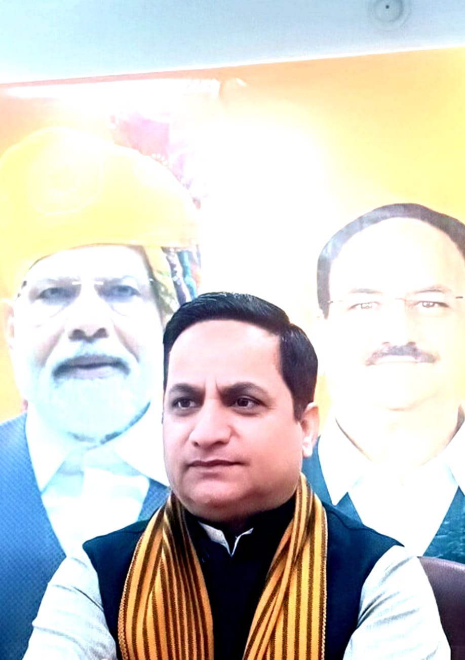 सरकार की सर्दियों की तैयारियां कागजों तक सीमित: भाजपा नेता का मुख्यमंत्री उमर अब्दुल्ला पर साधा निशाना सरकार की सर्दियों की तैयारियां कागजों तक सीमित: भाजपा नेता का मुख्यमंत्री उमर अब्दुल्ला पर साधा निशाना