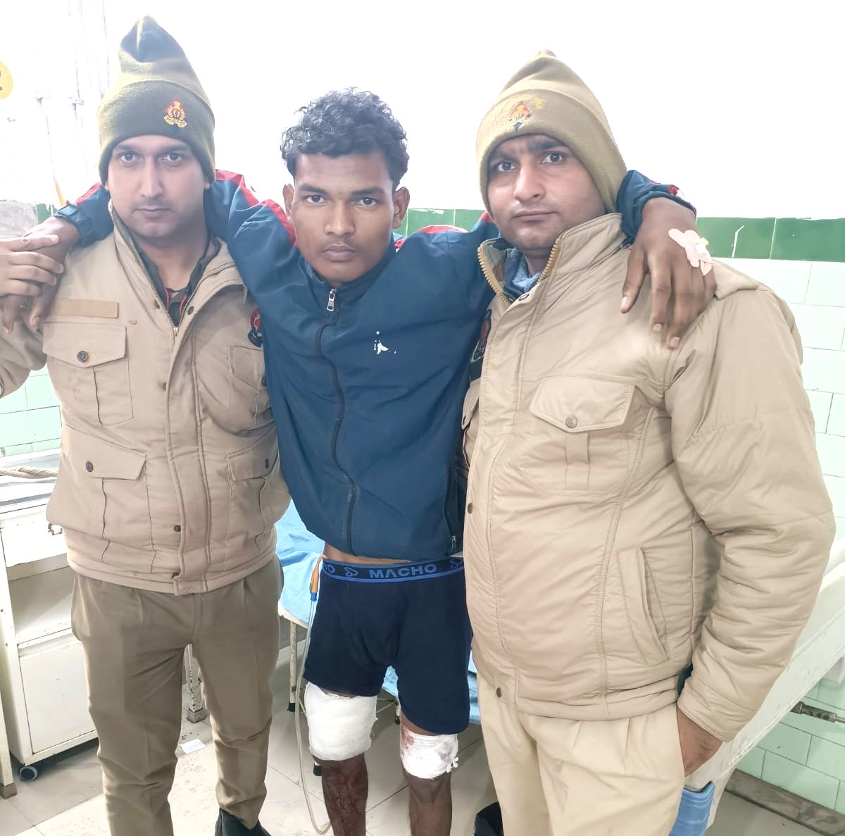 मुठभेड़ में हत्या व लूट का आरोपी गिरफ्तार मुठभेड़ में हत्या व लूट का आरोपी गिरफ्तार