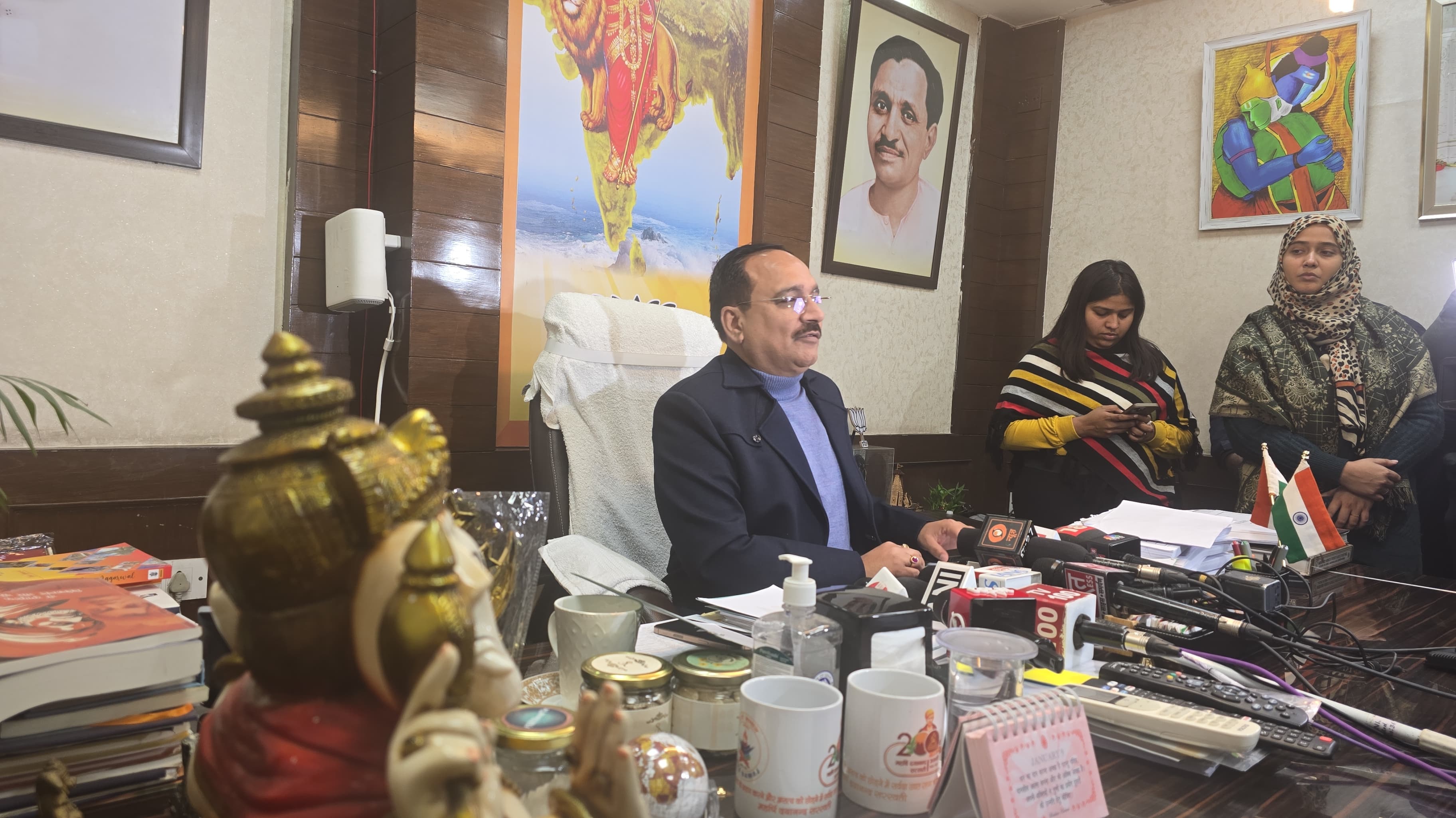 भाजपा अध्यक्ष वीरेन्द्र सचदेवा की फोटो भाजपा अध्यक्ष वीरेन्द्र सचदेवा की फोटो